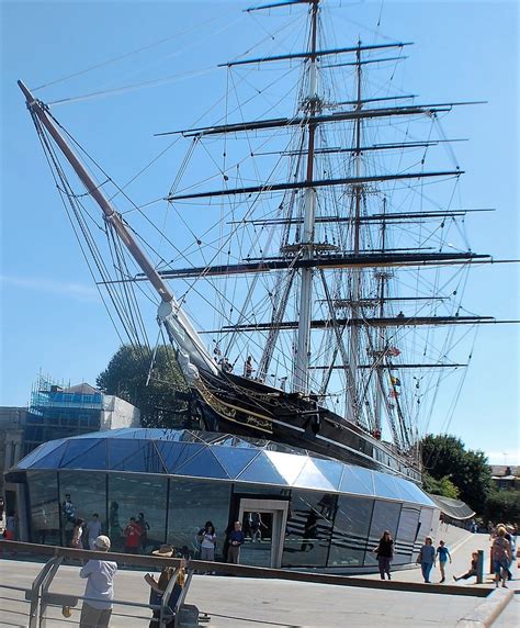 the cutty sark she is a tea clipper built on the clyde in 1869 cutty sark clyde sailing
