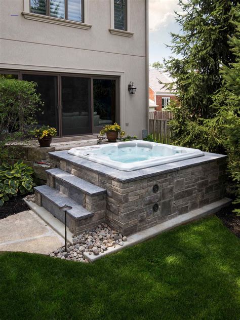 These water jets provide a. Above Ground Luxury Hot Tub Install - #hottubdeck en 2020 ...