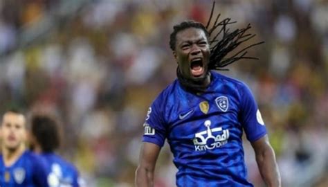 وفي المركز السادس جاء جو جوميز لاعب ليفربول بزيادة 48.3 مليون يورو، ثم باولينيو لاعب برشلونة الذي زادت قيمته 42.4 مليون يورو. سر لقاء جوميز نجم الهلال مع مدافع ليفربول السابق