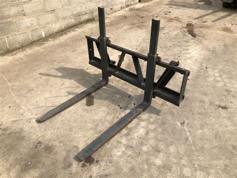 Alo Tractor Mounted Pallet Tines Cw Back Plate Gm Stephenson Ltd