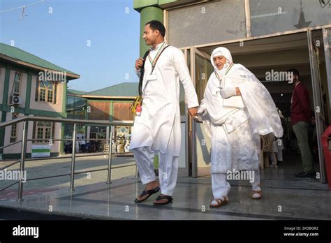 Kashmiri Muslim Hajj Pilgrims Arrive Inside Hajj House Before Leaving
