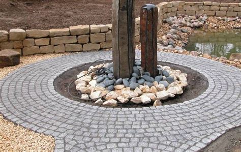 Der französische garten, auch garten der kurfürstin, im osten, ist durch wasserkaskaden gefasst und durch barocke blumenrabatten gegliedert. Natursteinpflaster verlegen | Galabau Mähler ...