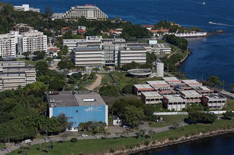 uff se destaca entre as dez melhores universidades federais do brasil segundo o ranking arwu