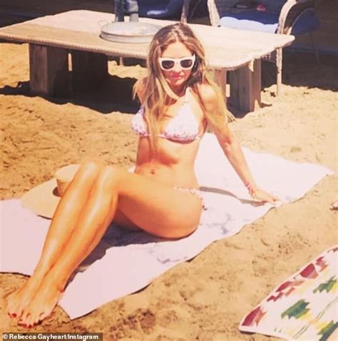 Scream 2 Star Rebecca Gayheart 48 Shares Bikini Photos Daily Mail