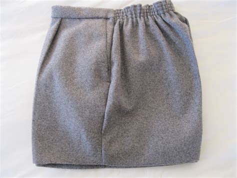Classic Glengarnock Public School Melton Wool Mid Grey School Shorts