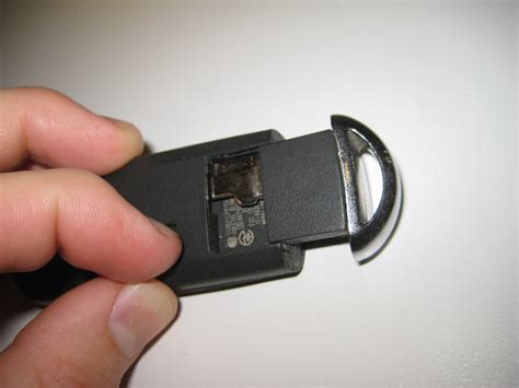 Your mazda key fob battery will be fully exposed. Mazda-CX-5-Key-Fob-Battery-Replacement-Guide-004