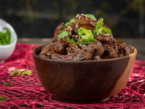 It is usually made with steak that has a crispy coating (from flour or cornstarch) and then tossed in a. Keto Mongolian Beef | Better Than Bread Keto