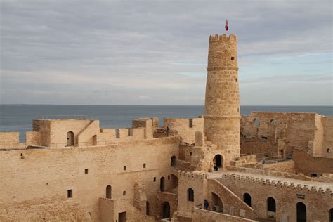 See 260 traveller reviews, 385 candid photos, and great deals for monastir center hotel, ranked #37 of 41 hotels in tunisia and rated. intérieur du Ribat, Monastir photo personnelle