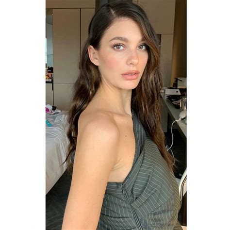 Espléndida Modelo Camila Morrone Foto Instagram Camila Morrone Instagram Impresionante