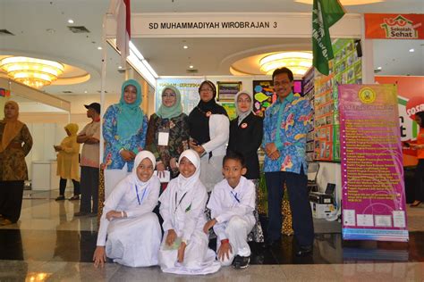 Report lomba lingkungan sekolah sehat. Kantin Sehat Wibraga, Juara 1 Nasional - SD Muhammadiyah 3 ...