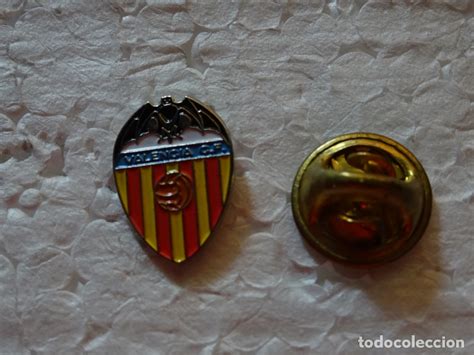Pin De Deportes Fútbol Valencia Cf Escudo De Comprar Pins De
