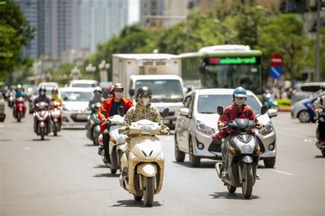 Dự báo thời tiết những ngày tới. Dự báo thời tiết ngày mai 12/6: Hà Nội ngày nắng nóng gay gắt, chiều tối có mưa dông
