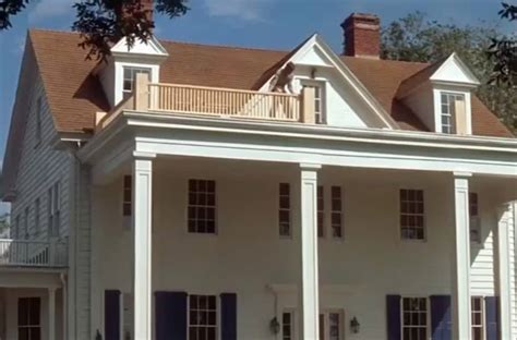 20 Iconic Coastal Homes Made Famous In Shows And Movies
