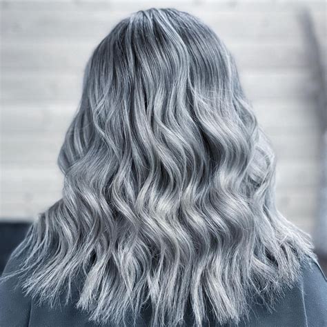 35 Gorgeous And Unique Short Silver Hairstyles