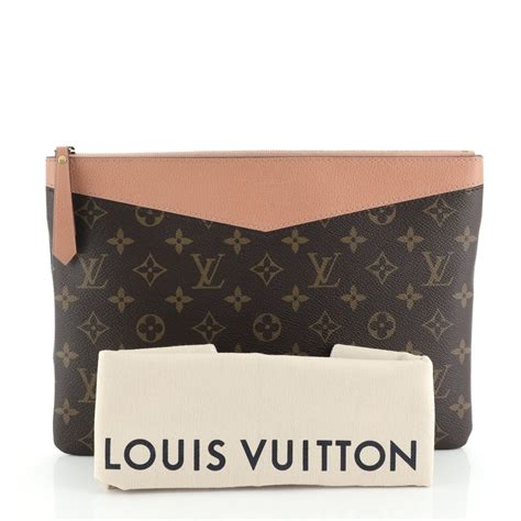 Louis Vuitton Daily Pouch Monogram Canvas Brown 5558882