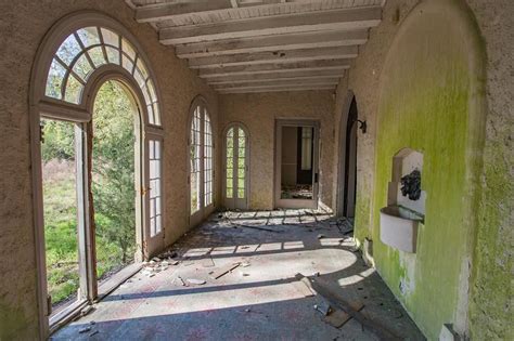 Explore These Dilapidated Dream Homes That Time Forgot Loveproperty