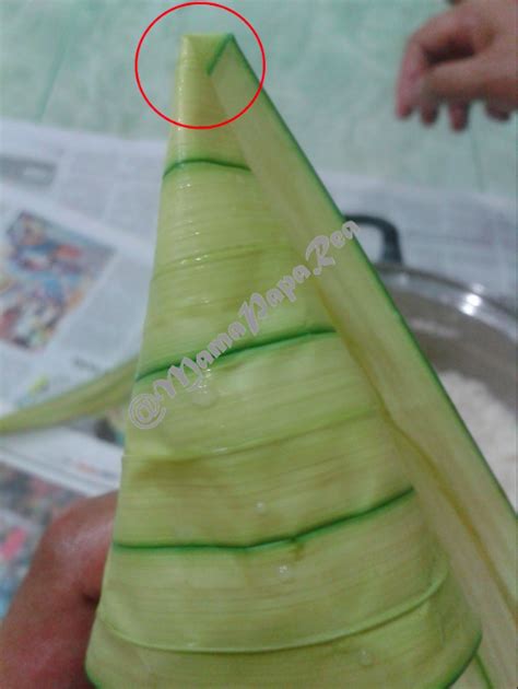 Kenapa aku harus memikirkan cara masak ketupat? Cara Paling Mudah Masak & Balut Ketupat Palas Untuk 'Beginner'