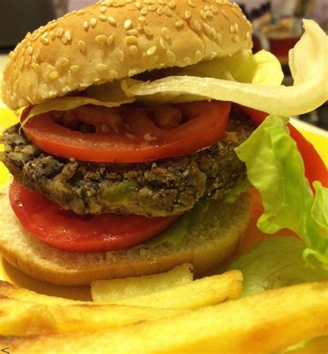 Maybe you would like to learn more about one of these? Hamburger di fagioli neri | Hamburger di fagioli ...