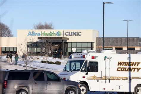 1 Killed And 4 Injured In Shooting At Minnesota Health Clinic The New