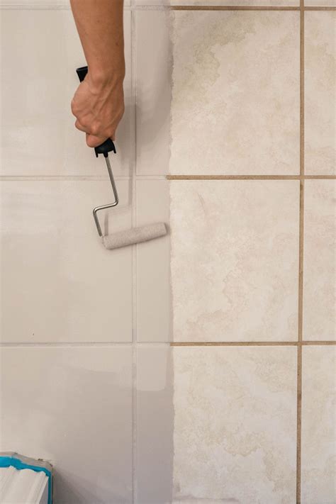25 Best Ceramic Tiles For Bathroom Images Diy Bathroom Tile Paint
