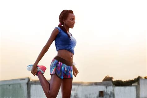 6 Essential Stretches To Do Right After Running Nike Ca