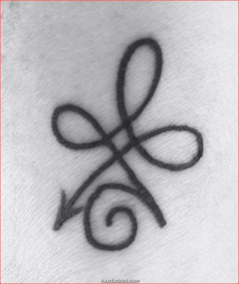 Great Female Strength Symbol Tattoos Celtic Tattoo Symbols Symbols Of