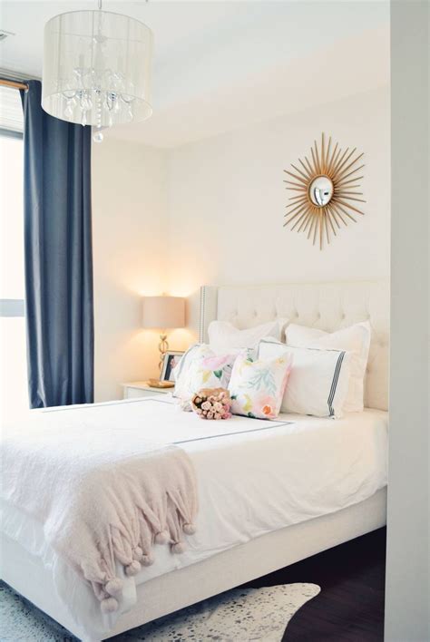 Überall in der baubranche hat es in den letzten jahren enorme fortschritte gegeben. Spring Decor Ideas: Bedroom Tour (mit Bildern ...