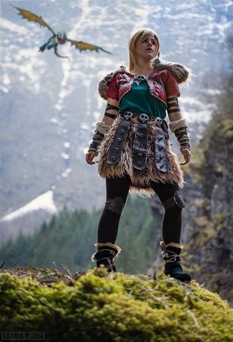 Astrid From How To Train Your Dragon Cosplay Astrid Cosplay How