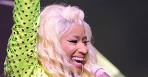 Watch Nicki Minaj Rushed By Fan Onstage During Florida Show E News