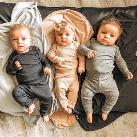Triplet Mom Gives Birth To Triplets Of Her Own It Was A Huge Shock
