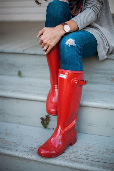 How To Style Hunter Boots Multiple Ways For The Fall Season Hunter