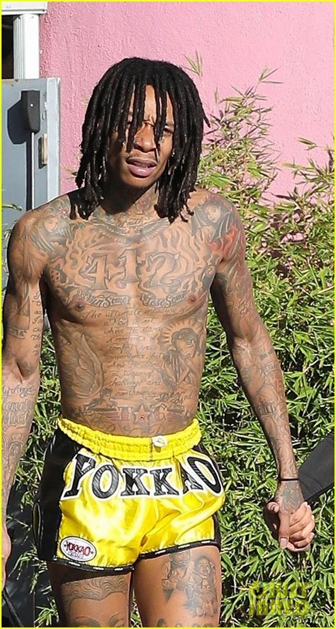Wiz Khalifa Shows Off His Toned Bod In Short Shorts While Leaving The Gym Photo