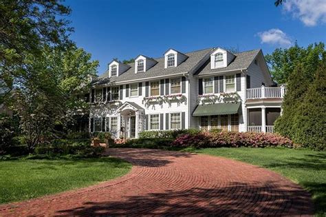 Extraordinary Property Of The Day Distinguished Colonial Estate In