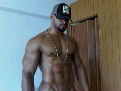 Pin By Tori Carrillo On Shaooooo Hot Black Guys Handsome Black Men