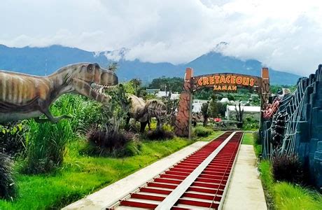Jawa timur sambut tiga kepala daerah milenial baru, pengamat: Jawa-Timur-Park-3. | Penginapan.net 2019