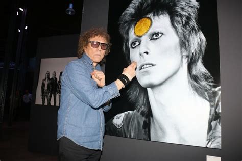 Murió Mick Rock El Fotógrafo Que Inmortalizó A Las Estrellas De La Música De Los ‘70 Ejutv
