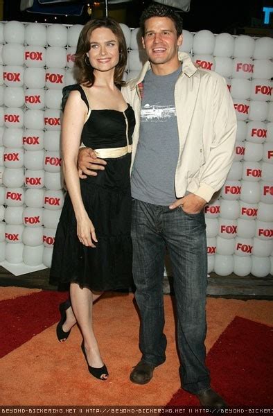 Can a particular word be taken more literally? Emily Deschanel and David Boreanaz - Bones Photo (7190483) - Fanpop