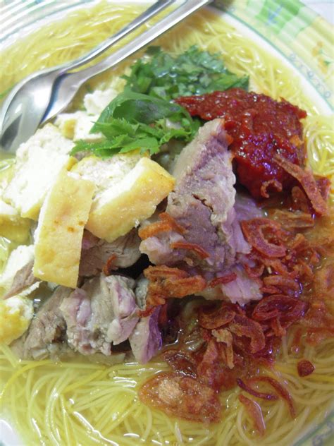 Resepi bihun sup utara, resepi menggunakan rempah sup yang asli dan tulang yang segar. ~~ SITI MARIAM ~~: Mee Hoon Sup Utara