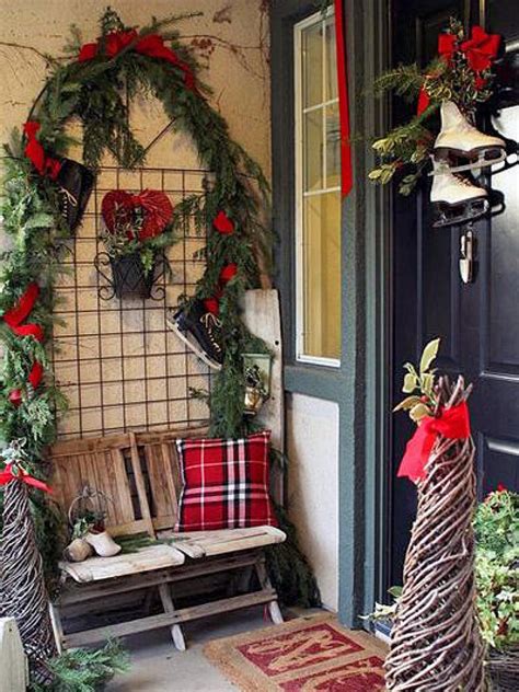 Tips + ideas · free design services · new season, new arrivals 10 Christmas Door Decorations | DIY