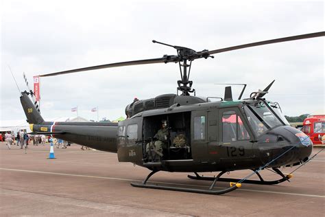 G Uhih G Uhih72 21509129 Bell Helicopters Uh 1h Iroquois Flickr
