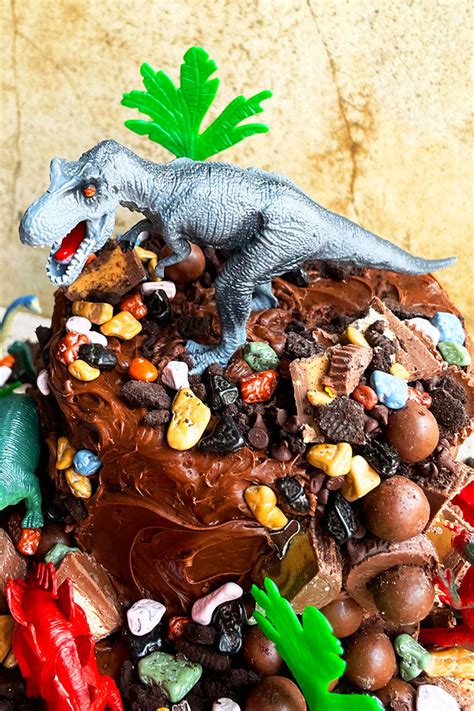 Easy Dinosaur Cake Dino Cake Cakewhiz