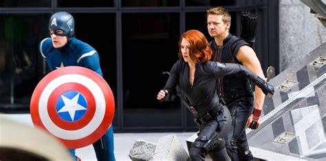 Dsngs Sci Fi Megaverse New Pictures From The Set Of The Avengers 2012