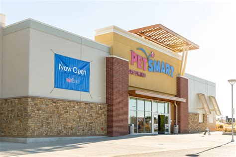 Petsmart® Hits Major Milestone 1500th Store In Its Expanding Chain