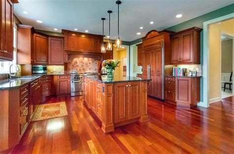 What Color Wood Flooring Goes With Cherry Cabinets