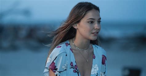 Teen Drama Outer Banks Premieres April 15 On Netflix