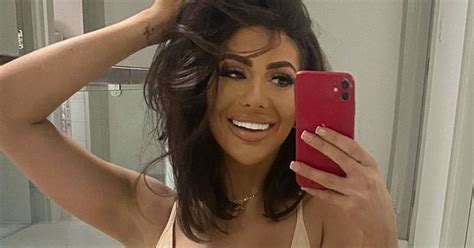 Geordie Shores Chloe Ferry Transforms Into Brunette Babe In Nude