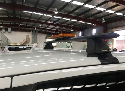 Led light bar upside down. HiLux 2017 Narva 85014A Aeromax LED Warning Light Bar on ...