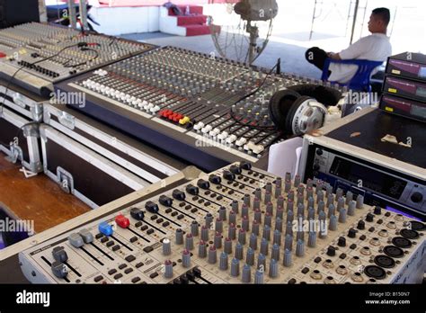 Public Address System Hi Res Stock Photography And Images Alamy