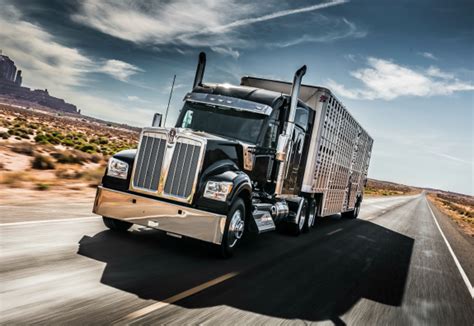 Kenworth Officially Introduces Its Brand New W990 Truck