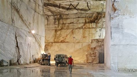 Carrara Marble Quarry How To Visit Them By Yourself Or With Guided Tours